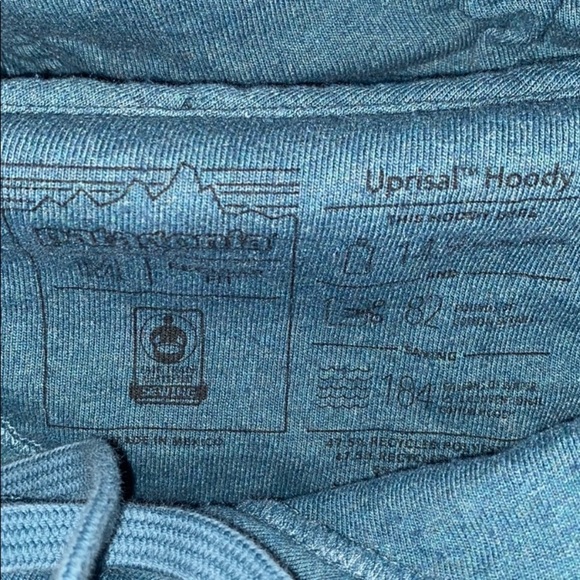 Patagonia Sweatshirt Hoodie Logo Size Medium like new - Picture 3 of 5